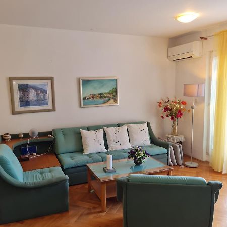 Apartment Silva, 50M From Beach Makarská Exteriér fotografie